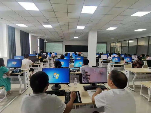 秀山電商技能培訓(xùn)火熱招生 計算機(jī)技術(shù)培訓(xùn)，培訓(xùn)費(fèi)食宿費(fèi)全免
