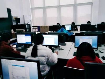 車輛工程系電腦動畫設(shè)計培訓(xùn)班圓滿落幕